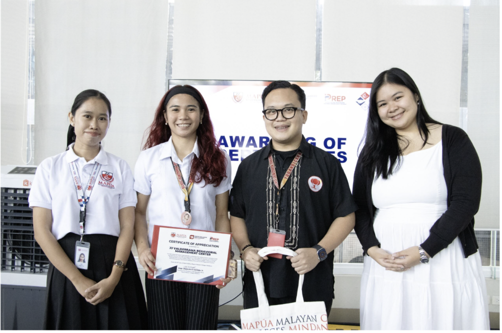 Awarding of certificates for participating industries with jj valderrama behavioral management center representatives
